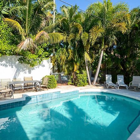 Canal 313 - Right In Siesta Key Village! Екстериор снимка