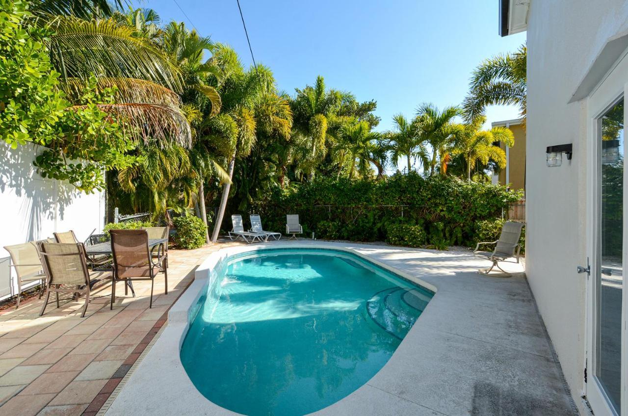 Canal 313 - Right In Siesta Key Village! Екстериор снимка