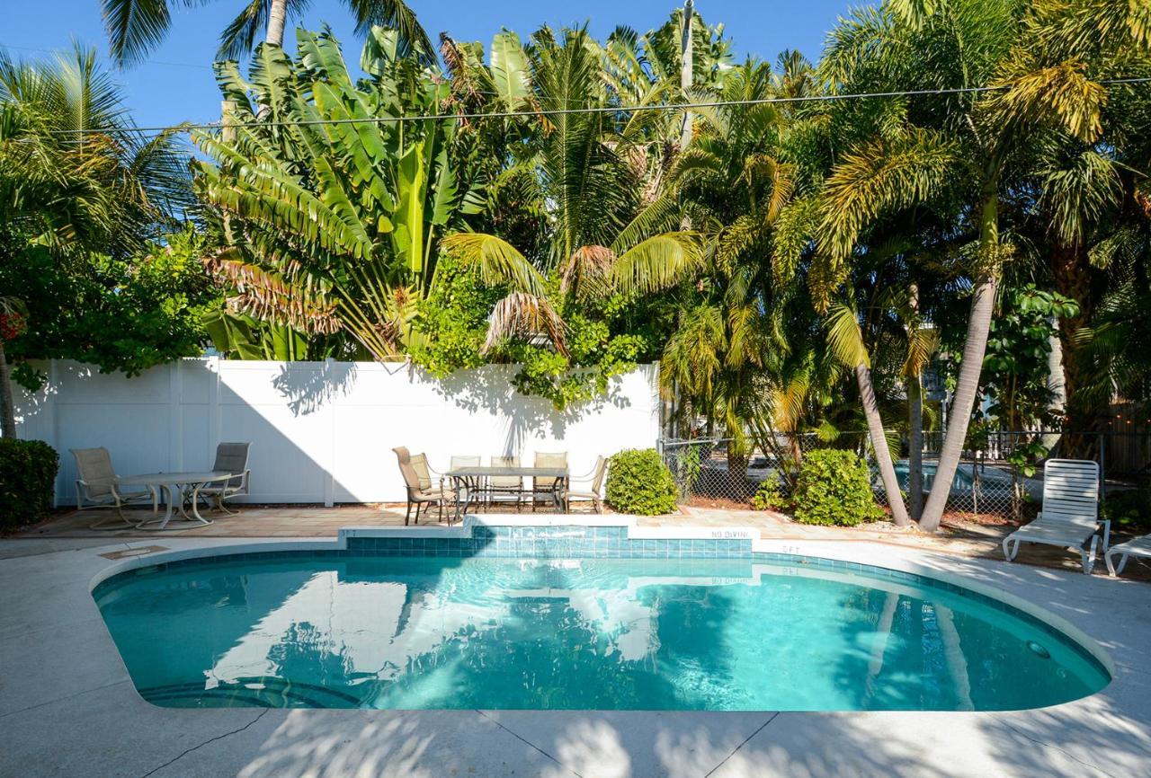 Canal 313 - Right In Siesta Key Village! Екстериор снимка