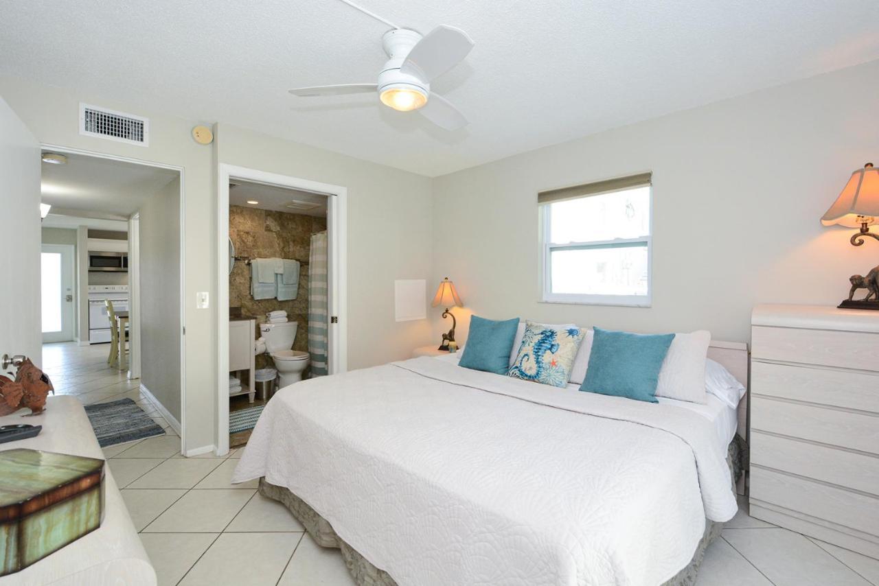 Canal 313 - Right In Siesta Key Village! Екстериор снимка